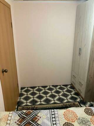 Гостевой дом Время счастья Ая Улучшенный четырехместный номер-4