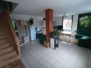 Гостевой дом Время счастья Ая Таунхаус с 2 спальнями-9