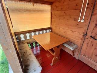 Гостевой дом Время счастья Ая Классический четырехместный номер-4